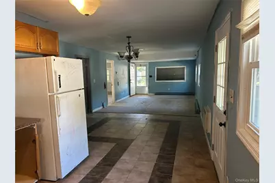 129 Westbury Drive, Sound Beach, NY 11789 - Photo 3