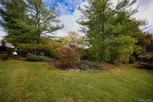 43 Spruce Ridge Dr, Fishkill, NY 12524 - Photo 5