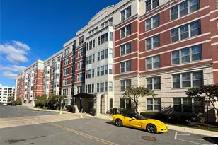 300 Mamaroneck Ave, White Plains, NY 10605 - Photo 25