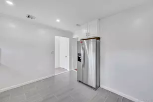 26 Sky Ln, Levittown, NY 11756 - Photo 9