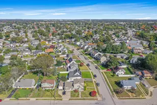 26 Sky Ln, Levittown, NY 11756 - Photo 35