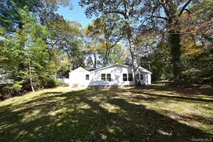 317 Elwood Rd, East Northport, NY 11731 - Photo 31