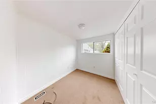 12 Periwinkle Dr, Bohemia, NY 11716 - Photo 17