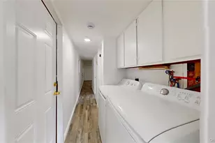 12 Periwinkle Dr, Bohemia, NY 11716 - Photo 19