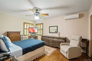 59 Wood St, Lynbrook, NY 11563 - Photo 11