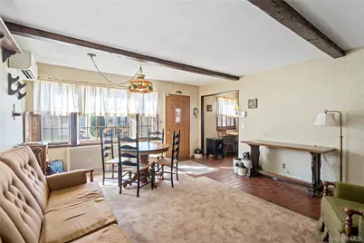 59 Wood Street, Lynbrook, NY 11563 - Photo 7