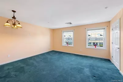 1228 Willow Lane, Valley Stream, NY 11580 - Photo 7