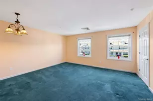 1228 Willow Ln, Valley Stream, NY 11580 - Photo 7