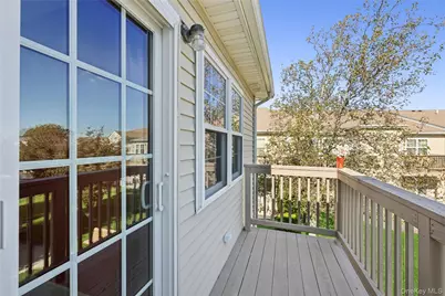 1228 Willow Lane, Valley Stream, NY 11580 - Photo 23