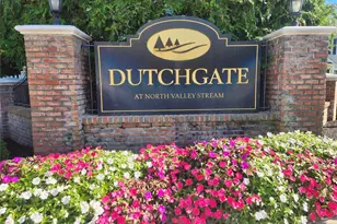 1228 Willow Ln, Valley Stream, NY 11580 - Photo 37