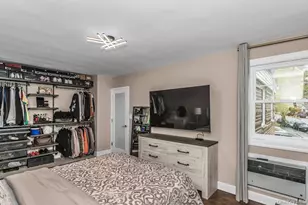 224-01 Kingsbury Ave, Oakland Gardens, NY 11364 - Photo 11