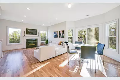 49A Gray Avenue, Medford, NY 11763 - Photo 5