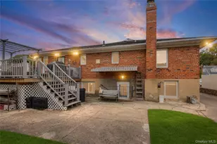 168A N Oak St, Massapequa, NY 11758 - Photo 27