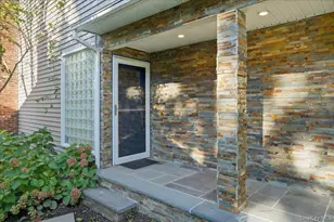 54 Fairfield Ave, Port Washington, NY 11050 - Photo 3