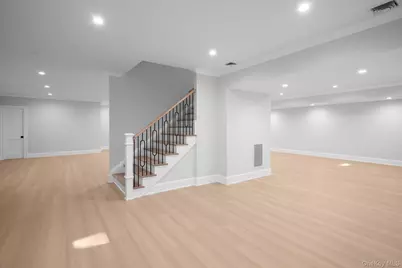 66 Saw Mill Road, Cold Spring Harbor, NY 11724 - Photo 31