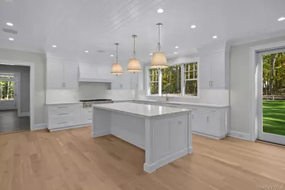 66 Saw Mill Road, Cold Spring Harbor, NY 11724 - Photo 13