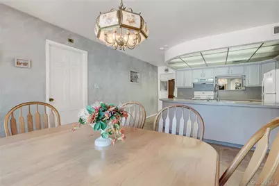 1538 10th Street, West Babylon, NY 11704 - Photo 9