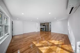 11-20 128th St, College Point, NY 11356 - Photo 9