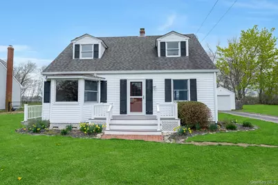 28 (Aka 710) Sound Road, Greenport, NY 11944 - Photo 3
