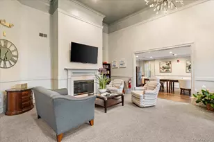 8 Scarborough Dr, Smithtown, NY 11787 - Photo 37