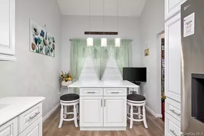 8 Scarborough Drive, Smithtown, NY 11787 - Photo 5