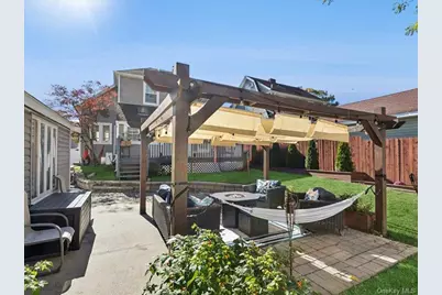 59 E 21st Street, Huntington Station, NY 11746 - Photo 25