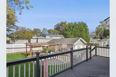 59 E 21st Street, Huntington Station, NY 11746 - Photo 29