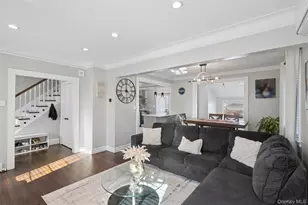 59 E 21st St, Huntington Station, NY 11746 - Photo 3