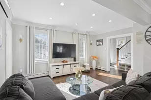 59 E 21st St, Huntington Station, NY 11746 - Photo 5