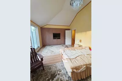 168 Beach 96th Street, Rockaway Beach, NY 11693 - Photo 23