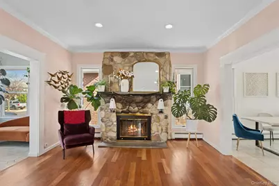 436 W Walnut Street, Long Beach, NY 11561 - Photo 5