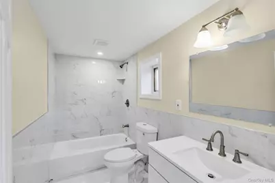 248 N Iowa Avenue, Massapequa, NY 11758 - Photo 13