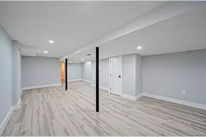 7518 95th Avenue, Ozone Park, NY 11416 - Photo 9