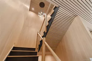 35 Springwood Way, East Hampton, NY 11937 - Photo 19