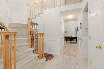 17 Ariel Drive, Middle Island, NY 11953 - Photo 5