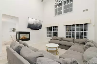 17 Ariel Drive, Middle Island, NY 11953 - Photo 7