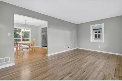 20 Jerrys Avenue, Nanuet, NY 10954 - Photo 7