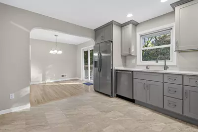 20 Jerrys Avenue, Nanuet, NY 10954 - Photo 9