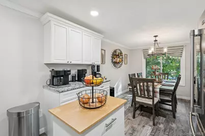 312 Clubhouse Court, Coram, NY 11727 - Photo 9