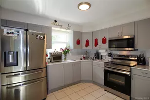 143 Jefferson Ave, Wyandanch, NY 11798 - Photo 9