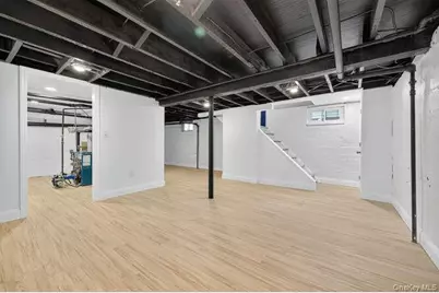 201 Jamaica Boulevard, Carle Place, NY 11514 - Photo 25