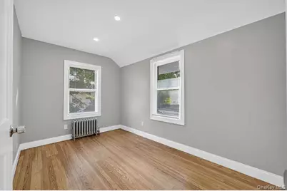 201 Jamaica Boulevard, Carle Place, NY 11514 - Photo 23