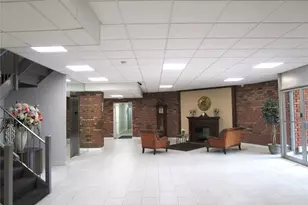 75 Noble St, Lynbrook, NY 11563 - Photo 5