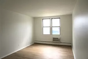 75 Noble St, Lynbrook, NY 11563 - Photo 25