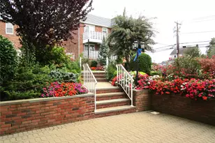 75 Noble St, Lynbrook, NY 11563 - Photo 3