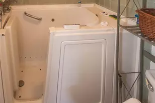 1807 Holly Walk, Poughkeepsie, NY 12603 - Photo 13