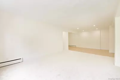 195 S Middle Neck Road #2-L, Great Neck, NY 11021 - Photo 5