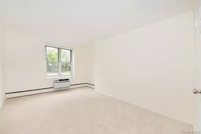 195 S Middle Neck Road #2-L, Great Neck, NY 11021 - Photo 17