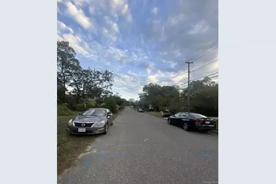 25 Avenue B, Holbrook, NY 11741 - Photo 27