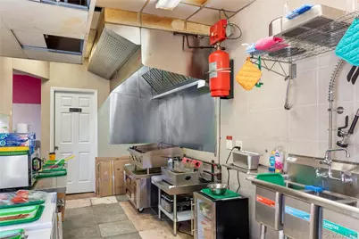 80 Bayville Avenue, Bayville, NY 11709 - Photo 7